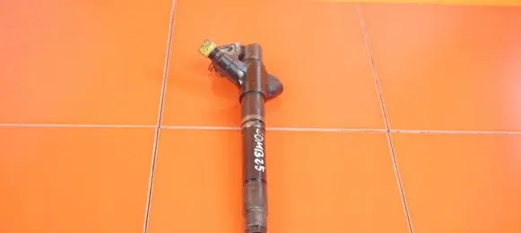Toyota Verso Fuel injector 236700R100 20MB25