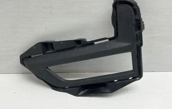 Nissan X-Trail T32 Front fog light trim/grill 622576FL0B