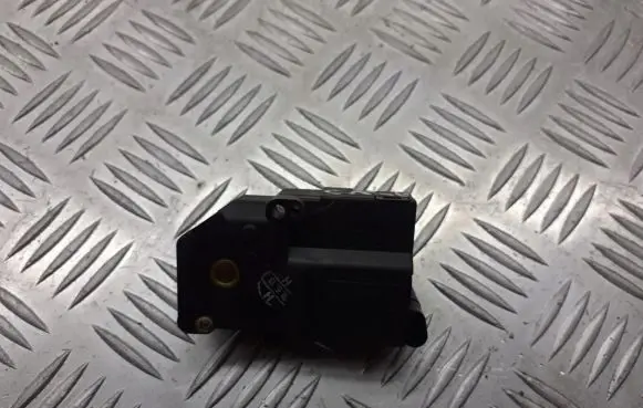 Honda CR-V A/C air flow flap actuator/motor 063700-5872