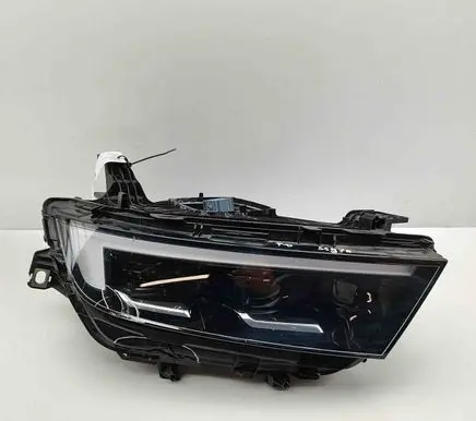 Opel Astra L Headlight/headlamp 9855316680