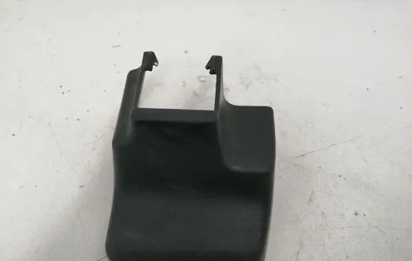 Toyota Prius+ (ZVW40) Front passenger seat rail trim 7212347020