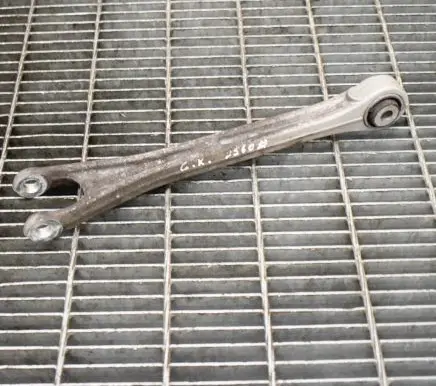 Maserati Ghibli Rear upper control arm/wishbone 69573
