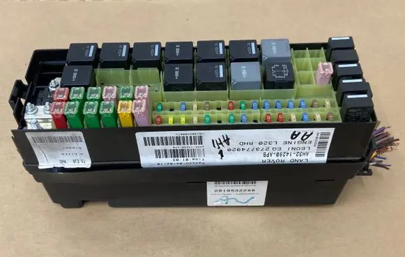Land Rover Range Rover Sport L320 Fuse module AH3214290APB 273774920