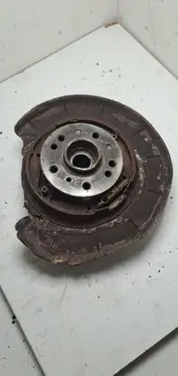 Mercedes-Benz ML W164 Rear wheel hub