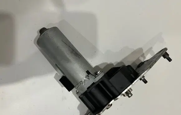 BMW 3 E92 E93 Seat adjustment motor 0130002666 10469401