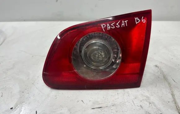 Volkswagen PASSAT B6 Tailgate rear/tail lights 3C9945094