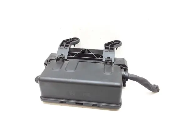 Volvo V40 Fuse module