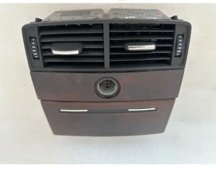 Rear air vent grill
