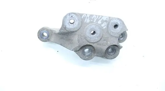 Opel Astra K Engine mounting bracket 326E76A
