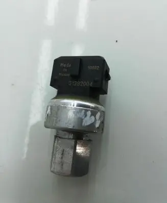 Air conditioning (A/C) pressure sensor