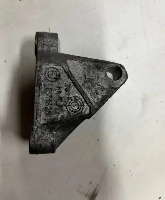BMW 4 F36 Gran coupe Fuel pump bracket 8511628