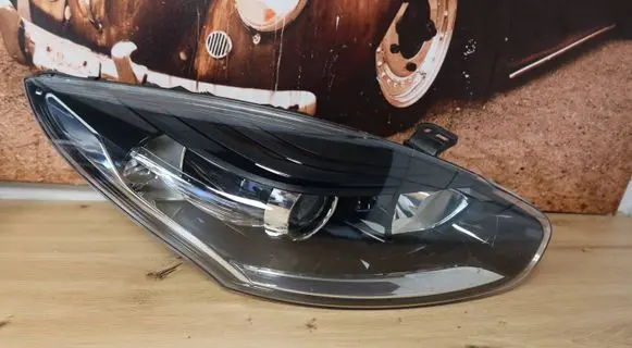 Renault Megane III Headlight/headlamp 260103761R