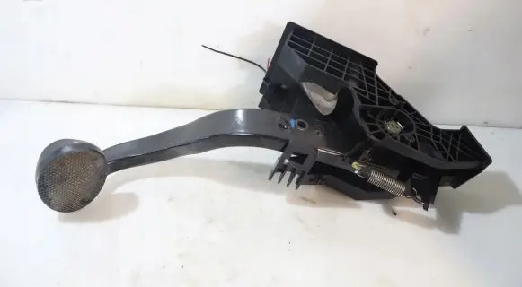 Mini Cooper Hatch Hardtop Clutch pedal 