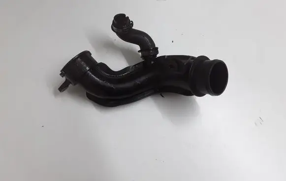 Intercooler hose/pipe