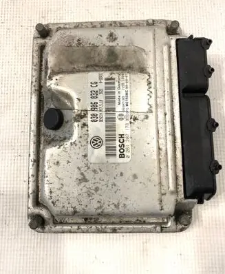 Volkswagen Polo III 6N 6N2 6NF Engine control unit/module 030906032CG 0261207178 26SA7189