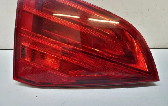 Audi A4 S4 B8 8K Tailgate rear/tail lights 8K9945093