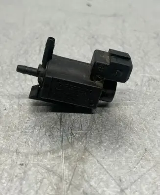Volvo XC90 Turbo solenoid valve 30611668