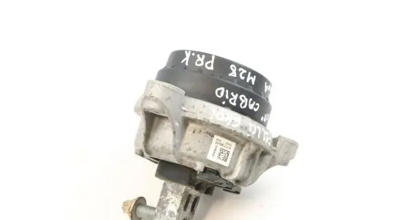 BMW 6 F12 F13 Engine mount bracket 6777365