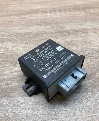 Audi A3 S3 8P Light module LCM 8P0907357F 5LA00837901 USED