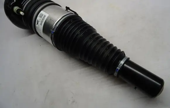 Audi Q7 4M Air suspension front shock absorber 4M0616039AS