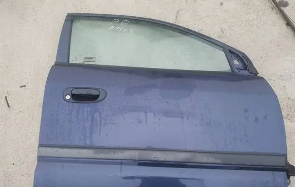 Mitsubishi Space Star Front door melynos