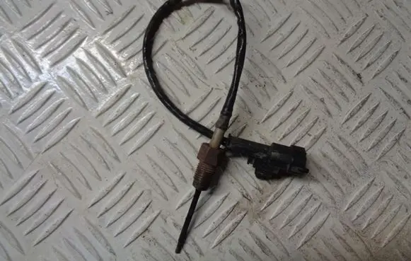 KIA Ceed Exhaust gas temperature sensor
