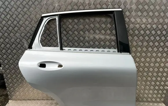 Mercedes-Benz EQC Rear door