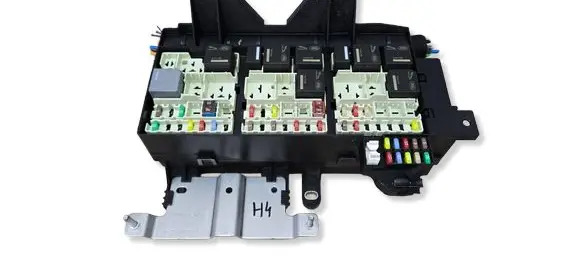 Jaguar XF X260 Fuse module GX7314C445AA R8Z9A 12022016