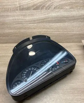 BMW 5 E39 Speedometer (instrument cluster) 6907018 110008735