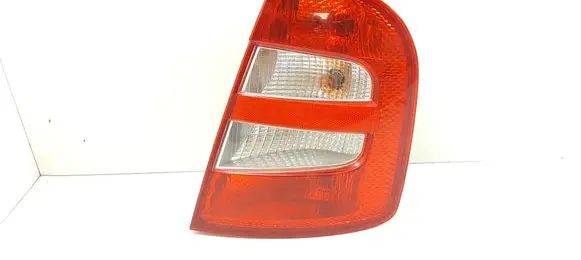 Skoda Fabia Mk1 (6Y) Rear/tail lights 6Y6945096B 6Y6945112B