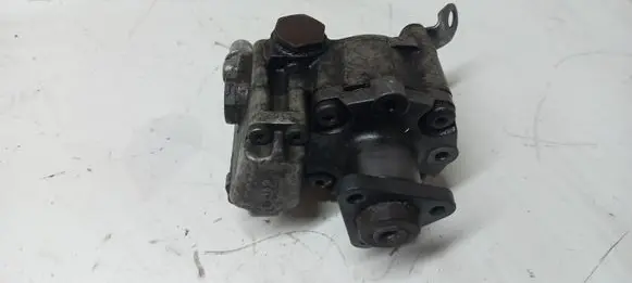 BMW 5 E60 E61 Power steering pump 678084804