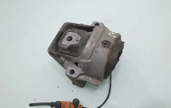 Audi A5 Sportback 8TA Engine mount bracket 8K0199381