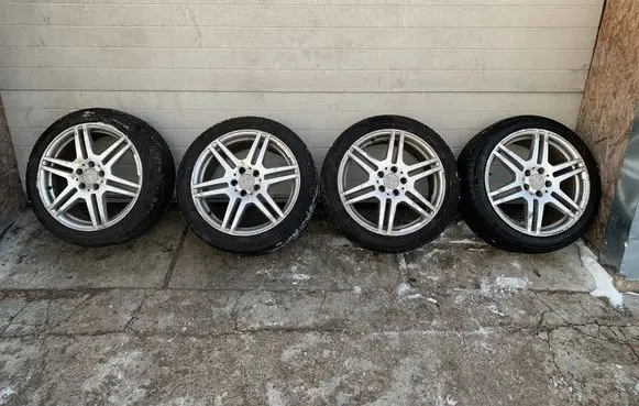 Mercedes-Benz C W204 R18 alloy rim A2124012302