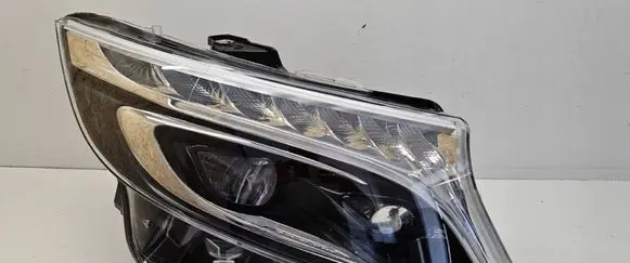 Mercedes-Benz Vito Viano W447 Headlight/headlamp A4479061501 MB088