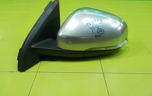 Volvo V60 Front door electric wing mirror LEWE 17AB61