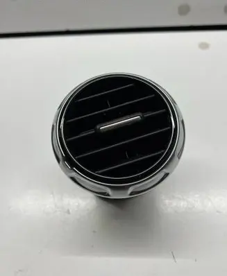 Audi TT TTS Mk2 Dashboard air vent grill cover trim 8J0820901E