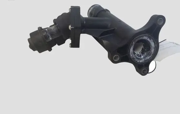 Nissan Qashqai Thermostat/thermostat housing 110600686R