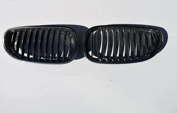 BMW 5 E60 E61 Front bumper lower grill 7027062vwgroup777