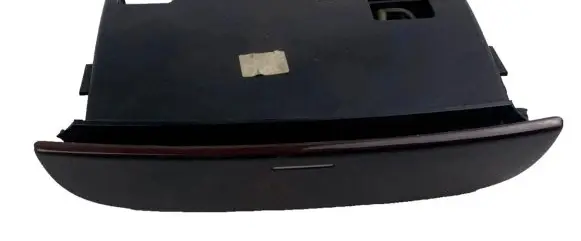 Mercedes-Benz E W211 Car ashtray A2206800252