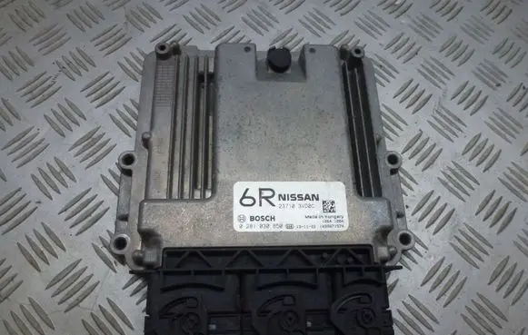 Nissan Note (E12) Engine control unit/module 237103VD0C