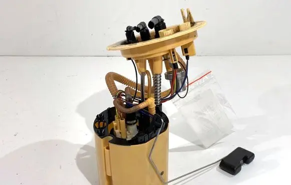 Audi A4 S4 B8 8K In-tank fuel pump 8E0820036