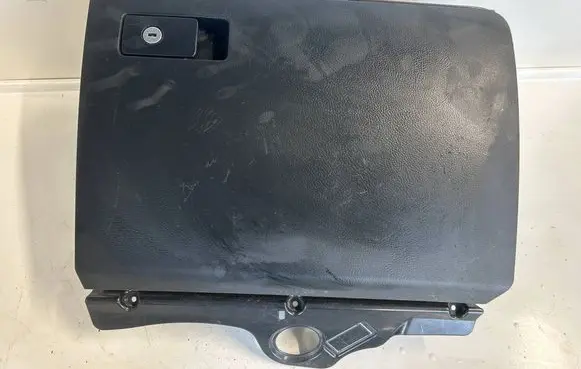 Volkswagen PASSAT B7 Glove box set 3003847000