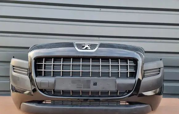 Peugeot 3008 I Front bumper