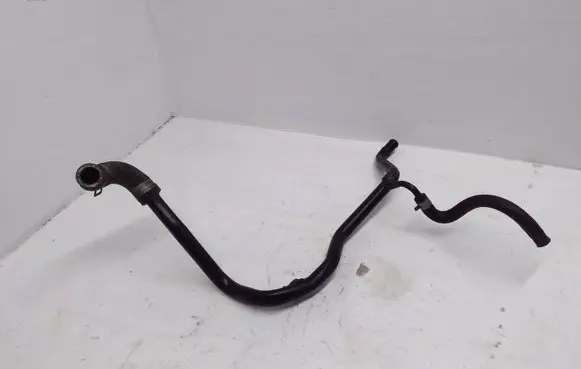 Subaru Forester SF Engine coolant pipe/hose