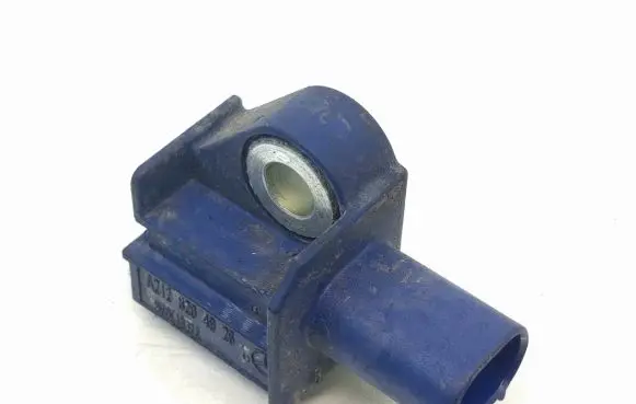 Mercedes-Benz E W212 Airbag deployment crash/impact sensor A2128204926