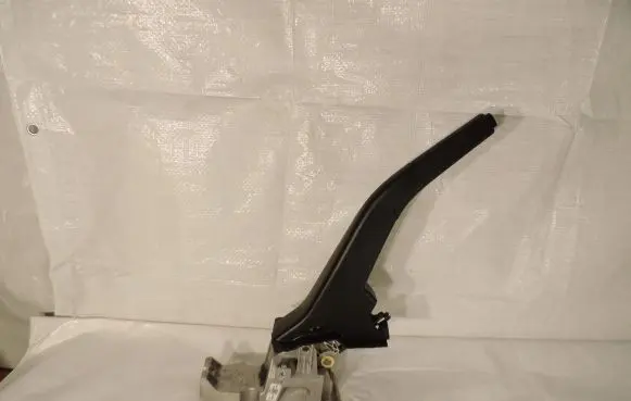 Handbrake/parking brake lever assembly
