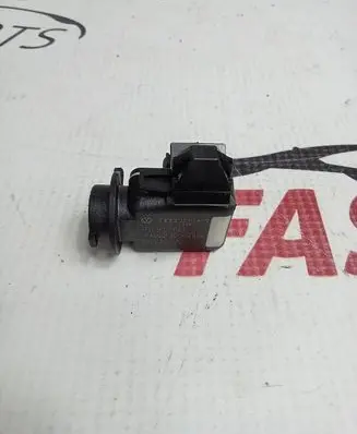 Volkswagen Touareg I Air quality sensor 7E0907643