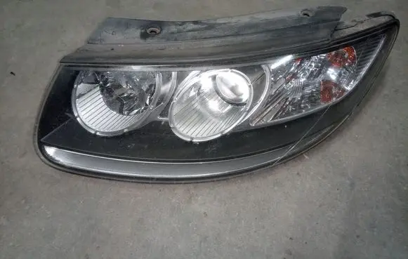 Hyundai Santa Fe Headlight/headlamp