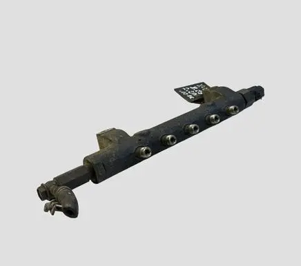 Nissan X-Trail T30 Fuel main line pipe