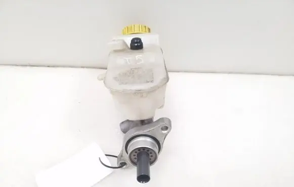 Volkswagen Transporter - Caravelle T5 Master brake cylinder